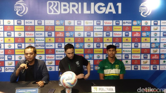 Pelatih Persebaya Surabaya Paul Munster.