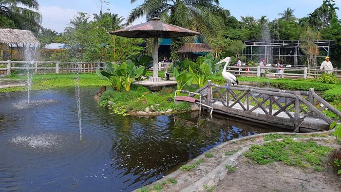 Rahmat Zoo and Park