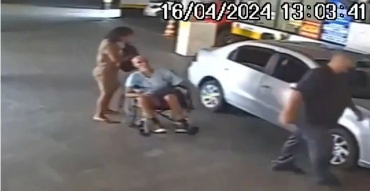 Wanita Pinjam Uang Bawa Paman Sudah Meninggal