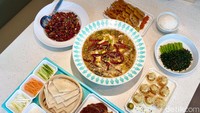 Sedapnya Sup Ikan Sayur Asin Autentik China di Resto Nagita Slavina