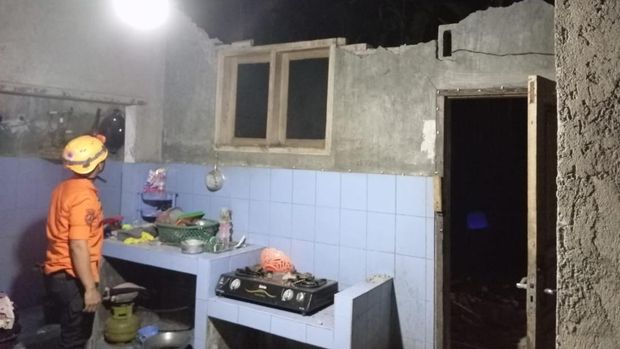 Gempa Garut, Jawa Barat. (Dok: BNPB)
