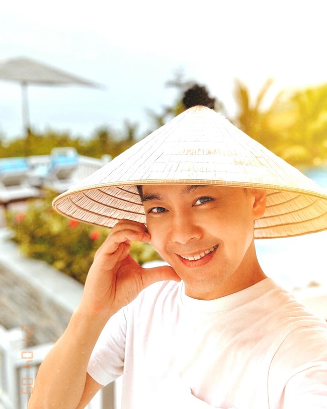 Meski waktu sudah berlalu, Jimmy Lin dianggap masih terlihat setampan dulu. Di kolom komentar banyak orang yang memuji bahwa Jimmy terlihat awet muda di usia yang hampir menginjak kepala lima. Foto: Instagram Jimmy Lin