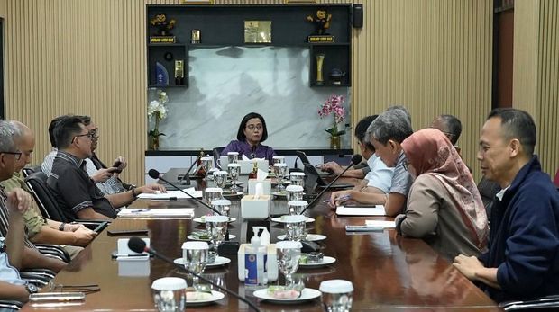 Menteri Keuangan (Menkeu) Sri Mulyani Indrawati memberikan wejangan kepada seluruh jajaran pegawai Direktorat Jenderal Bea dan Cukai (DJBC) untuk selalu memerhatikan masukan dari masyarakat serta terus meningkatkan pelayanan. (Tangkapan layar Instagram @smindrawati)