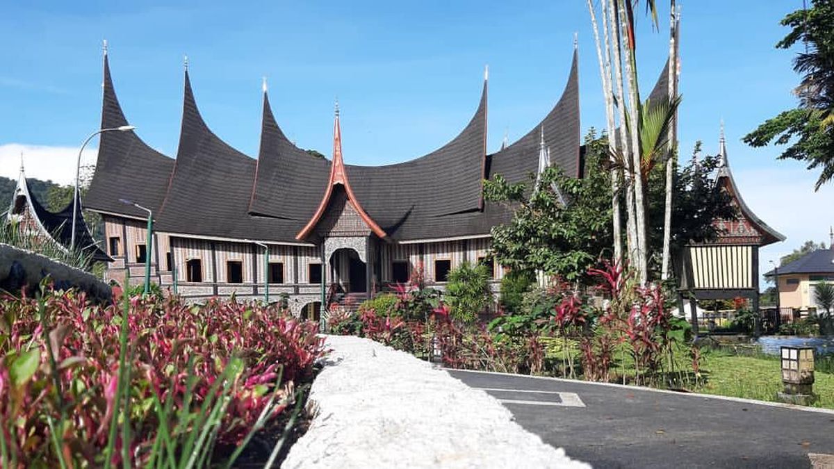 Bustanil Arifin