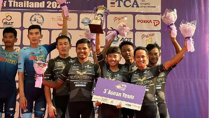 Nusantara Pro Cycling Team.