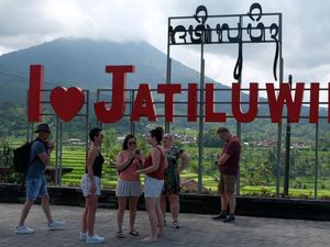 Bali Terluka Akibat Pariwisata Ugal-ugalan, Cukuplah Banjir sebagai Peringatan
