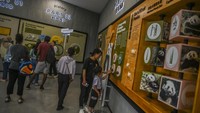 Pusat Penelitian dan Penangkaran Panda Raksasa Chengdu ini didirikan pada tahun 1987.