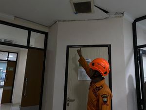 Dinding RSUD Sumedang Retak Imbas Gempa M 6,2 Garut