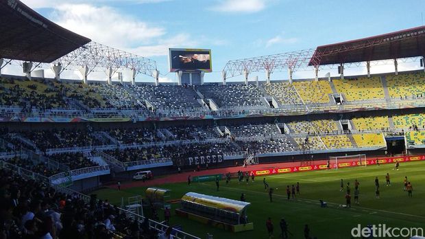 Stadion Gelora Bung Tomo Surabaya