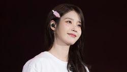 UAENA, Nih Obat PCD dari Konser IU HEREH di Jakarta Buatmu! UAENA, Nih Obat PCD dari Konser IU HEREH di Jakarta Buatmu!