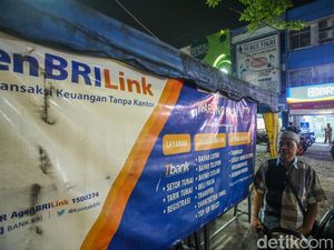 Pakde Saliman Pelopor Agen BRILink Cinere, Persis di Depan Bank BRI