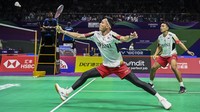 Pasangan Fajar/Rian kalah dalam tiga gim 19-21, 21-14, 11-21.  