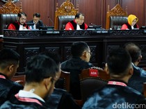 Bareng Arief Hidayat-Enny, Anwar Usman Ikut Adili Sengketa Pileg di MK