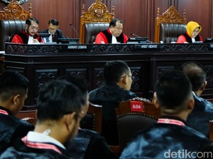 KPU Klaim Baku Tembak di Intan Jaya Ganggu Rekap Pemilu, Bawaslu Menepis