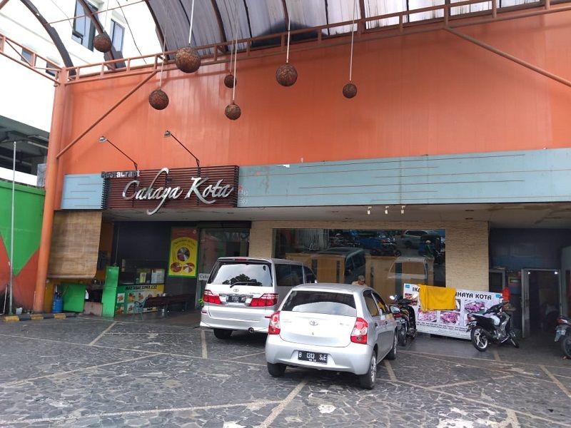 Berusia Puluhan Tahun 5 Restoran Legendaris Ini Tutup Permanen