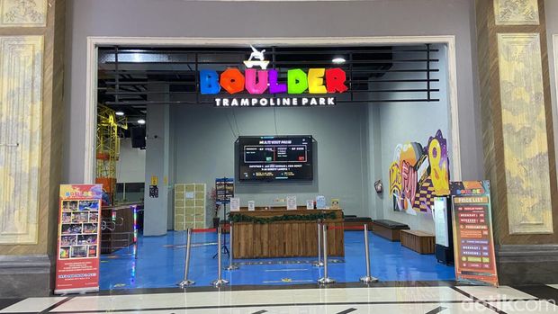 Boulder Trampoline Park di Sleman City Hall, Sleman, Yogyakarta