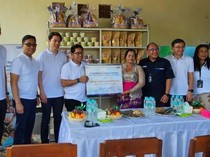 BRI Life Berikan Bantuan Sentra Pengelola Rumput Laut di Bali