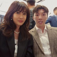 Dalam kesehariannya yang diunggah di Instagram, Cha Young Joo lebih sering bergaya chic dan elegan dalam berbusana.  Foto: Instagram/@cha_youngjoo