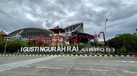 Berlanjut, ada Bandara I Gusti Ngurah Rai, Badung, Bali. Sama seperti Bandara Juanda, Bandara I Gusti Ngurah Rai merupakan bandara tersibuk kedua di Indonesia setelah Soetta. Dok. Wiki
