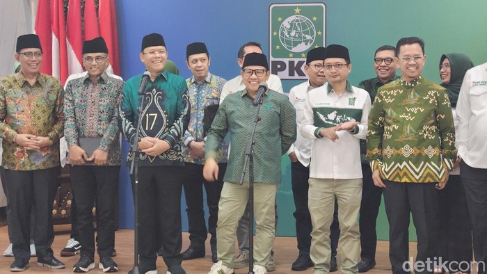 Elite PPP telah selesai melakukan pertemuan dengan jajaran pengurus PKB. (Adrial A/detikcom)