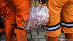 Emak-emak Serbu Sembako Murah Saat Harga Bawang Merah Naik Tinggi