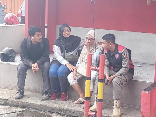 Emak-emak viral maksa minta sedekah diamankan Dinsos Bogor.