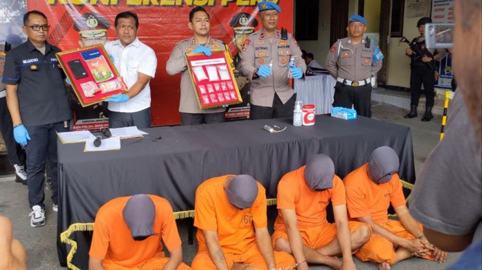 Empat pengedar sabu di Tulungagung yang ditangkap