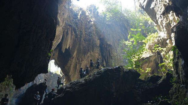 Goa Batu Napalicin salah satu wisata di Muratara Goa Batu Napalicin salah satu wisata di Muratara