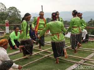 Jadi Google Doodle Hari Ini, Berikut Serba-serbi Tari Rangkuk Alu