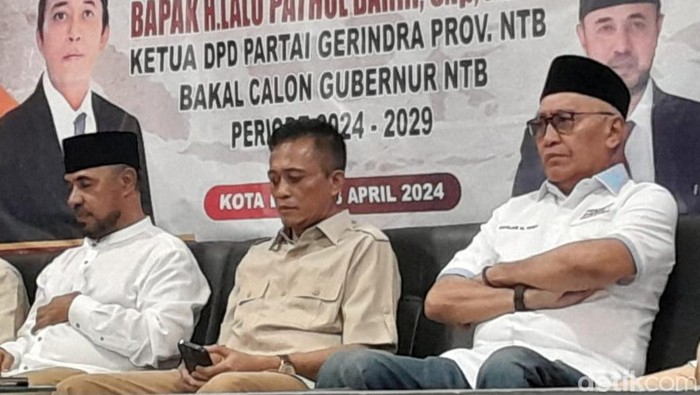 Ketua DPD Gerindra NTB Lalu Pathul Bahri (tengah) saat berkunjung di Kota Bima, Senin (29/4/2024). (Foto: Rafiin/detikBali)
