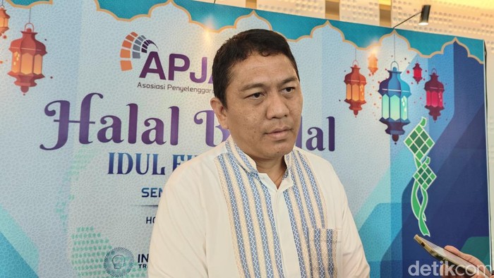 Ketua Umum Apjatel Jerry Mangasas Swandy