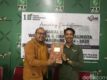 Putra Nurdin Halid Ambil Formulir Penjaringan Cawalkot Parepare Lewat PKB