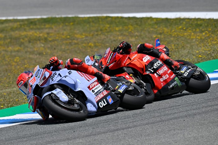 Marc Marquez vs Francesco Bagnaia di MotoGP Spanyol 2024.