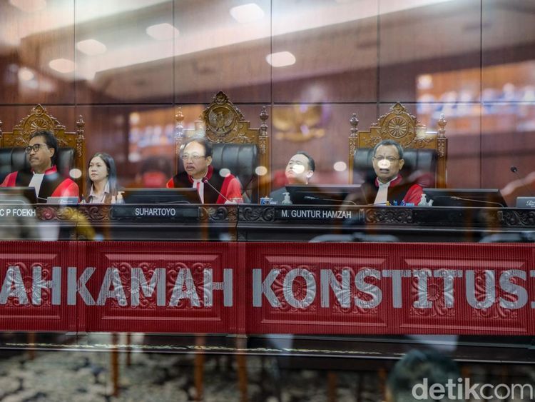 Potret Sidang Perdana Sengketa Pileg 2024 di MK
