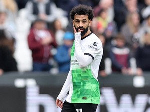 Salah Bertahan di Liverpool, Bakal Dapat Kontrak Baru