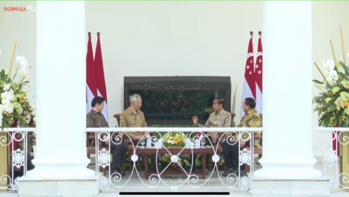 Momen Akrab Jokowi-Prabowo Ngobrol Bersama PM-Wakil PM Singapura
