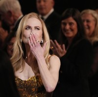 Nicole yang memulai kariernya sebagai aktris pada 1983 itu menjadi bintang Hollywood ke-49 yang menerima kehormatan dari American Film Institute (AFI). Penerima terdahulu antara lain Julie Andrews, Diane Keaton, Tom Hanks, Jack Lemmon, dan Bette Davis. (Foto: AP Photo/Chris Pizzello)