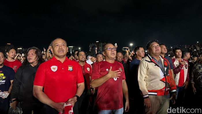 Nobar laga semifinal Piala Asia U-23 2024 di Tugu MNEK CPI Makasar.