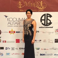 Noraly Soedito, ibu Struick yang berhasil membobol gawang Korea Selatan dalam pertandingan Piala Asia, pun ikut jadi sorotan selagi putranya menjadi bagian dari timnas Indonesia.  Foto: Instagram