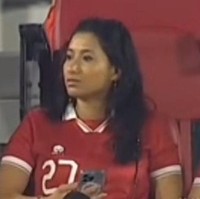 Dalam foto ini, Noraly disebut menonton bersama Noa van der Hoeven, wanita yang dis ebut dekat dengan Struick. Foto: Instagram