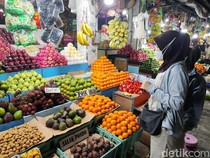 Berkah Jambu Biji Merah di Kios Buah Barokalloh
