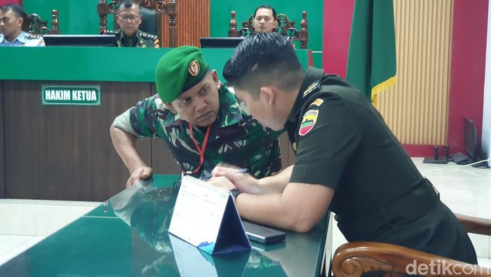 Pengadilan Militer I-02 Medan menggelar sidang putusan terhadap terdakwa Serma Agus Suhendra yang ditangkap Polda Sumut karena terlibat jual beli narkoba. (Goklas Wisely/detikSumut)