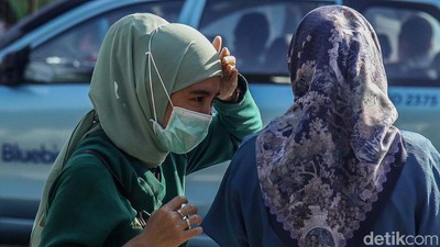 Potret Suhu Panas Jakarta yang Menyengat