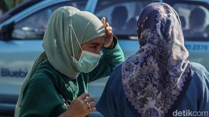 Potret Suhu Panas Jakarta yang Menyengat