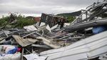 Ratusan Bangunan di China Rusak Digulung Tornado