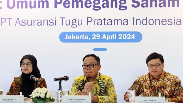 RUPST Tugu Insurance Emiten asuransi PT Asuransi Tugu Pratama Indonesia Tbk (Tugu Insurance) menggelar Rapat Umum Pemegang Saham Tahunan (RUPST) Senin (29/4/2024). Berdasarkan keterbukaan informasi publik RUPST tersebut akan membahas 6 mata acara, yakni persetujuan Laporan Tahunan Perseroan Tahun Buku 2023 disertai pemberian pelunasan dan pembebasan tanggung jawab sepenuhnya (volledig acquit et de-charge) kepada Direksi dan Dewan Komisaris.