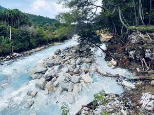 Ajaibnya Sungai Dua Rasa di Sibolangit: Ada yang Panas, Ada yang Dingin