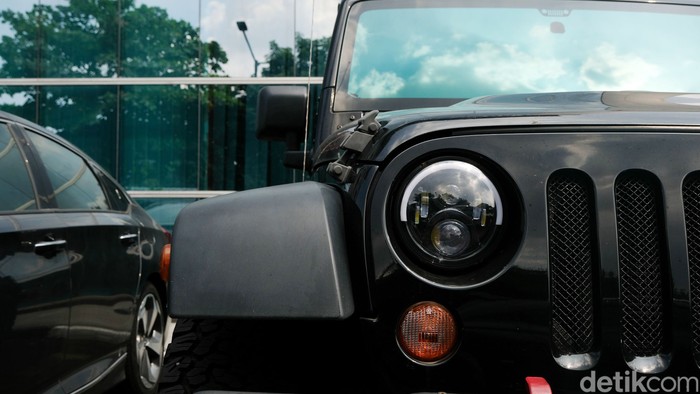 Jeep Wrangler Rubicon bekas Mario Dandy, putra mantan pegawai Ditjen Pajak Rafael Alun Trisambodo tidak laku terjual. Kejari Jaksel akan melelang ulang mobil tersebut.