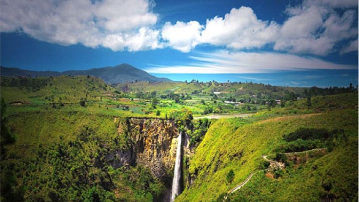Bukan Cuma Sipiso-piso, Ini 6 Rekomendasi Air Terjun yang Memukau di Sumut