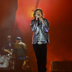 Rekor Album Foreign Tongues The Rolling Stones Setara The Beatles